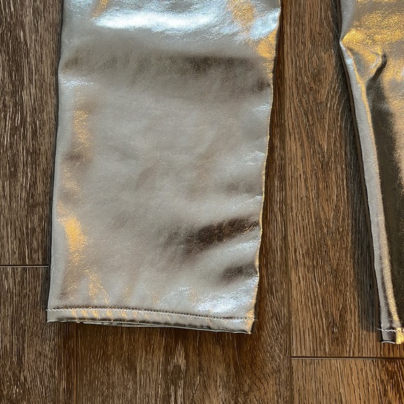 GAP Silver Faux Leather Pants Cheeky Straight High Rise Size 27| 4s - Picture 9 of 10